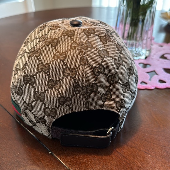 Gucci Tan and Brown Monogram Hat - Picture 3 of 9